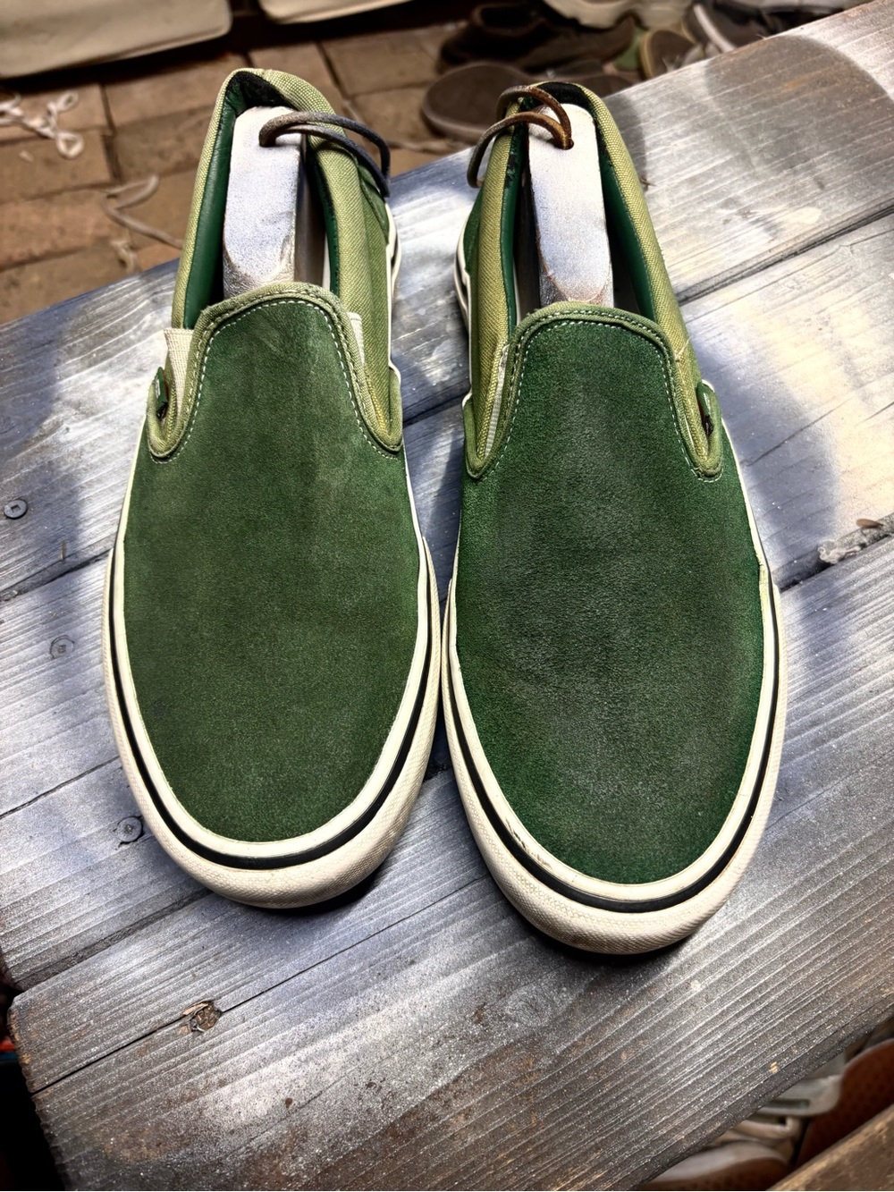 Green suede Vans slip-on sneakers #skateboarding #slipons mens 10